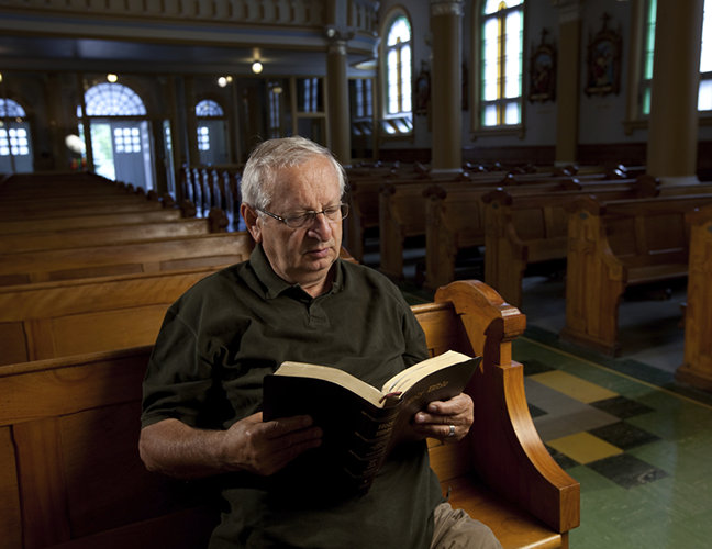 Older Americans becoming more religious